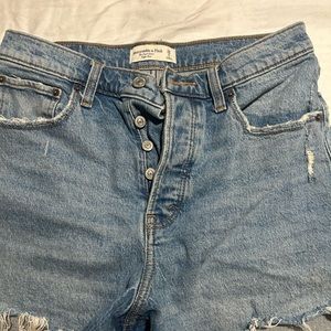 Abercrombie the dad short high rise